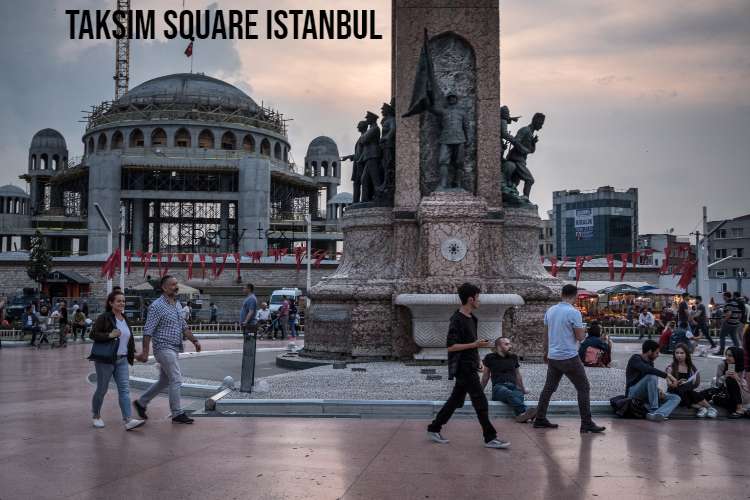 Takssim Square istanbul